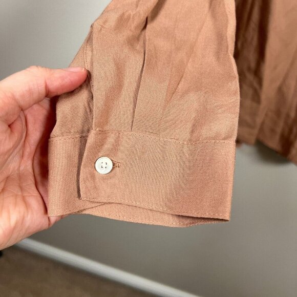 The Group Babaton Reno Button Up Shirt Size Small Brown Work Career Neutral - Picture 5 of 9